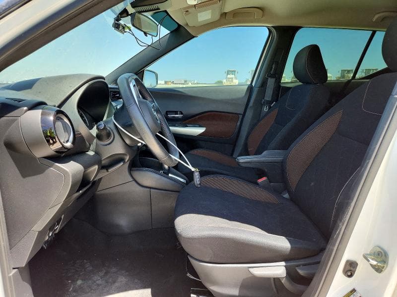 2020 NISSAN KICKS SR 7