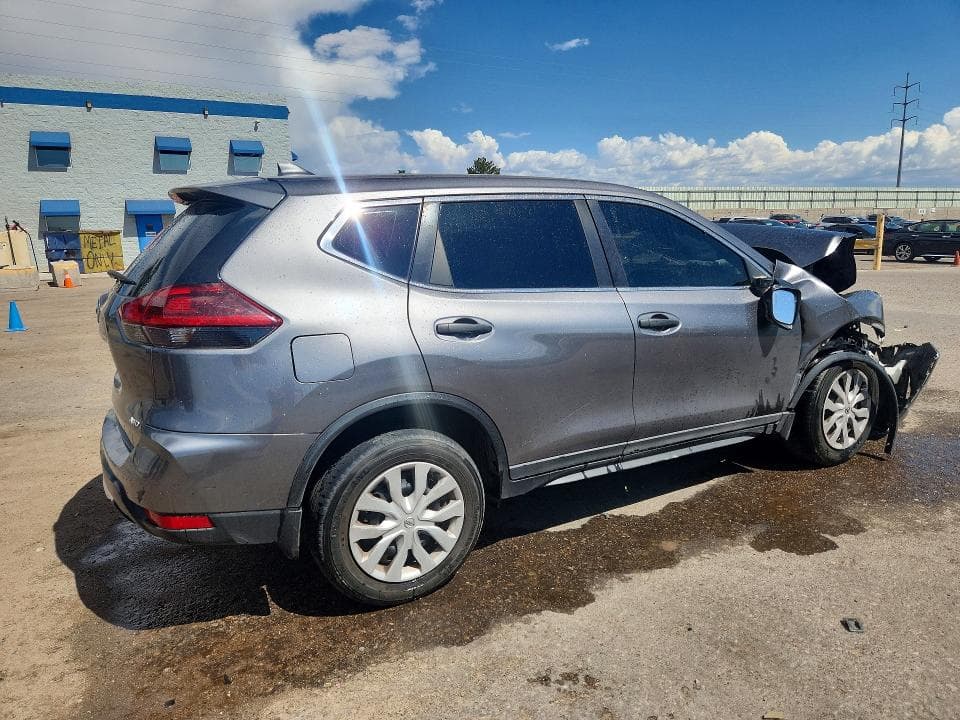 2019 NISSAN ROGUE S 3