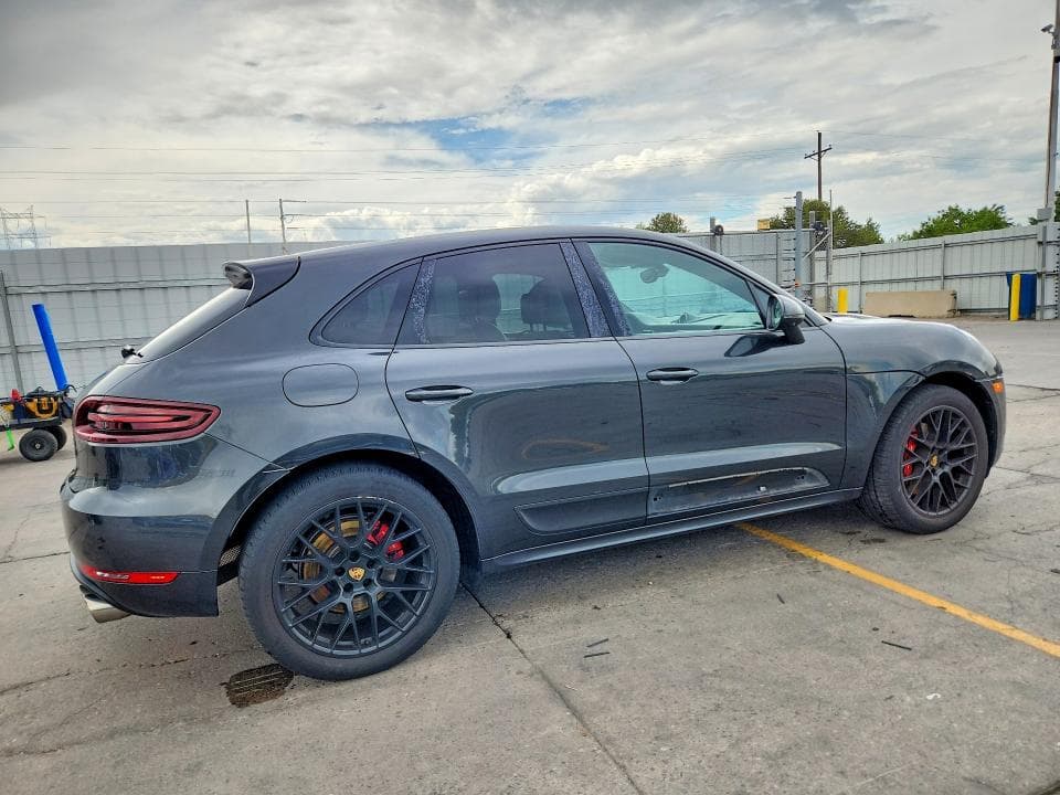 2017 PORSCHE MACAN GTS 3