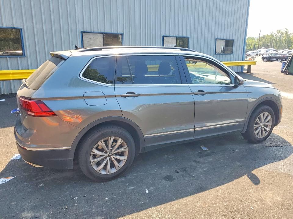2018 VOLKSWAGEN TIGUAN SE 3