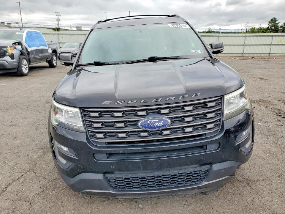 2017 FORD EXPLORER XLT 5