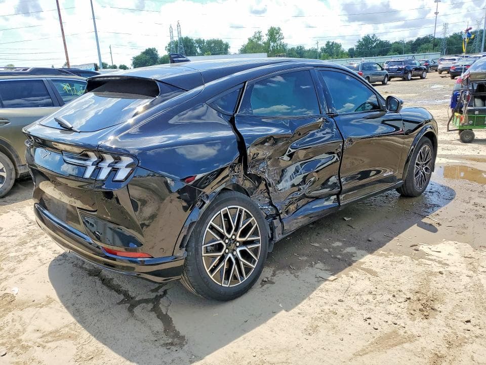 2024 FORD MUSTANG MACH-E PREMIUM 3