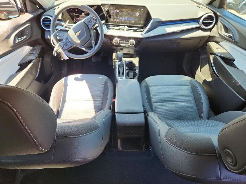 2026 CHEVROLET TRAX 1LT 8