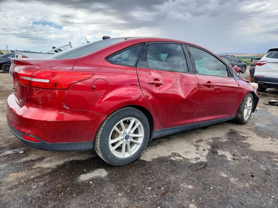 2017 FORD FOCUS SE 3