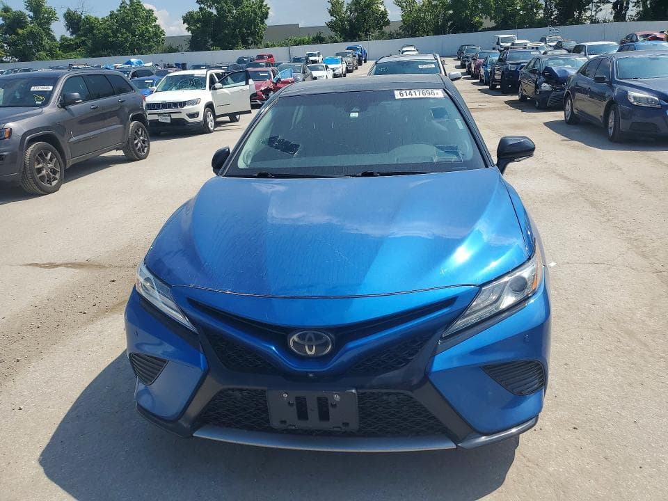 2018 TOYOTA CAMRY XSE V6 5