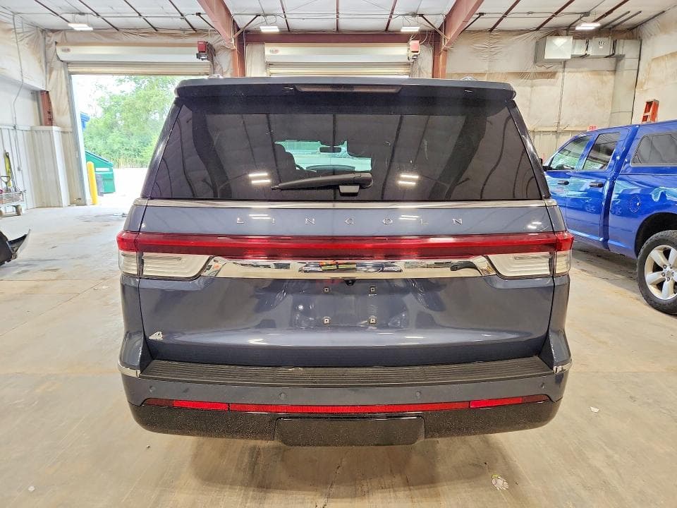 2023 LINCOLN NAVIGATOR L RESERVE 6