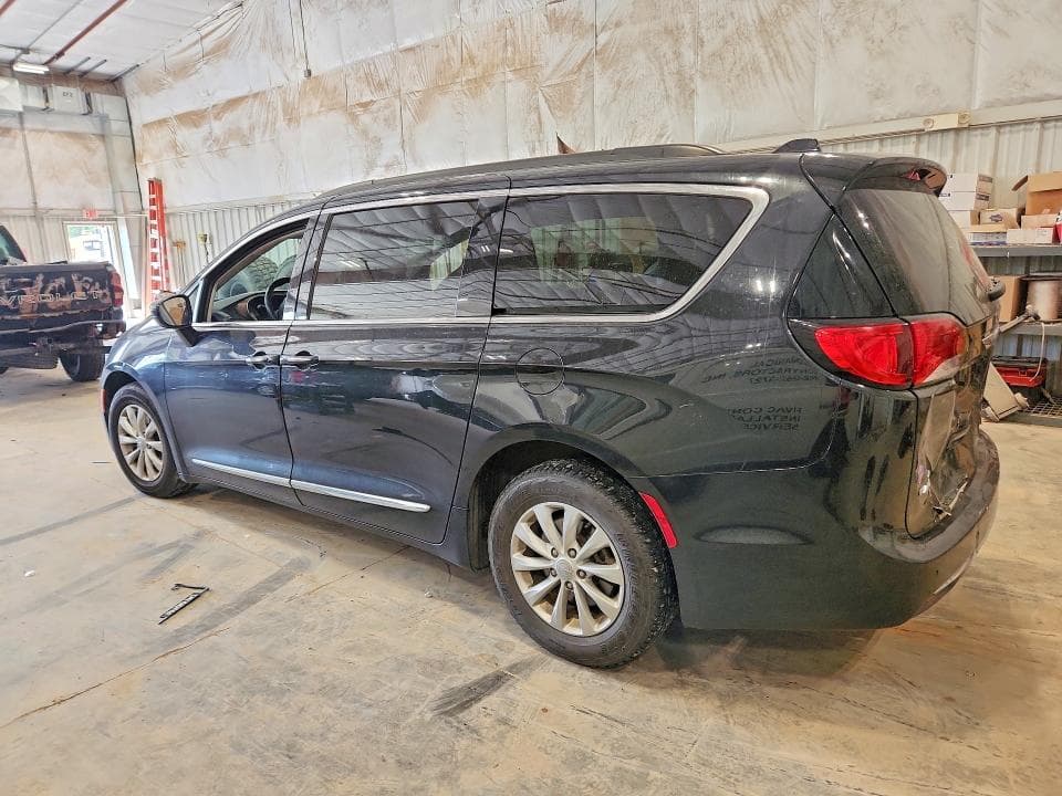 2017 CHRYSLER PACIFICA TOURING L 2