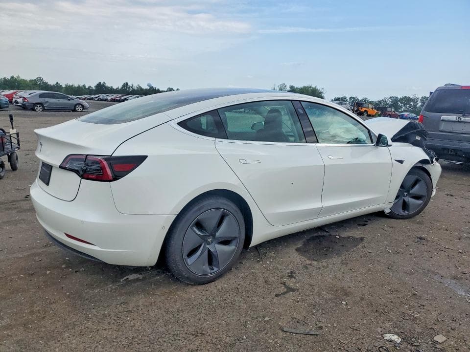2020 TESLA MODEL 3 3