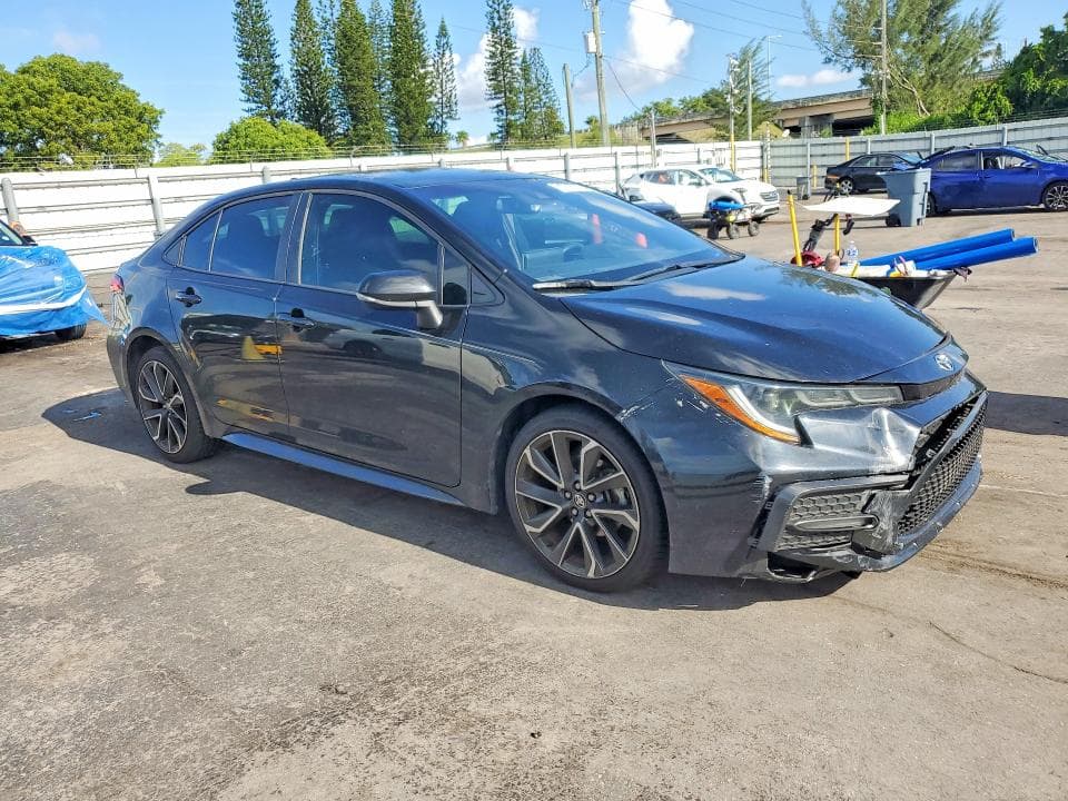 2020 TOYOTA COROLLA SE 4