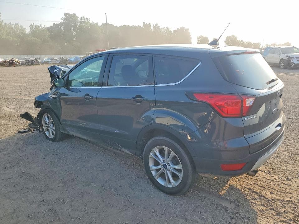 2019 FORD ESCAPE SE 2