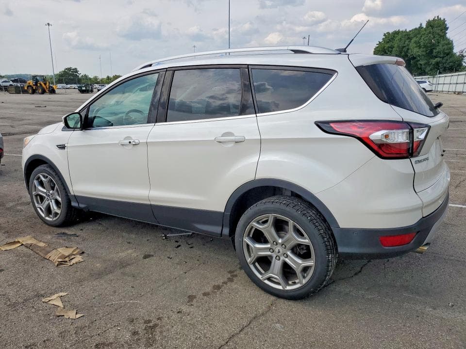 2017 FORD ESCAPE TITANIUM 2