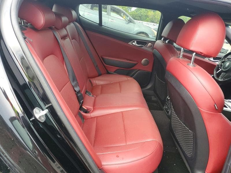 2021 KIA STINGER GT1 10