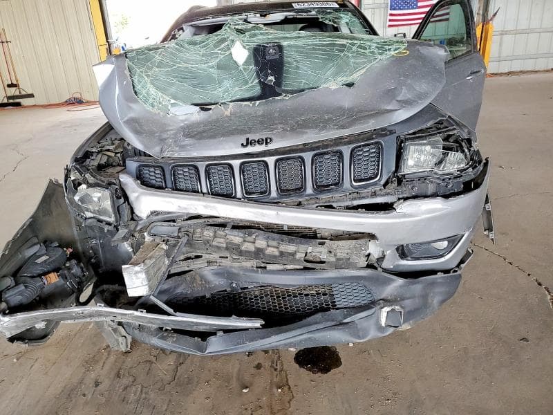 2020 JEEP COMPASS LATITUDE 11