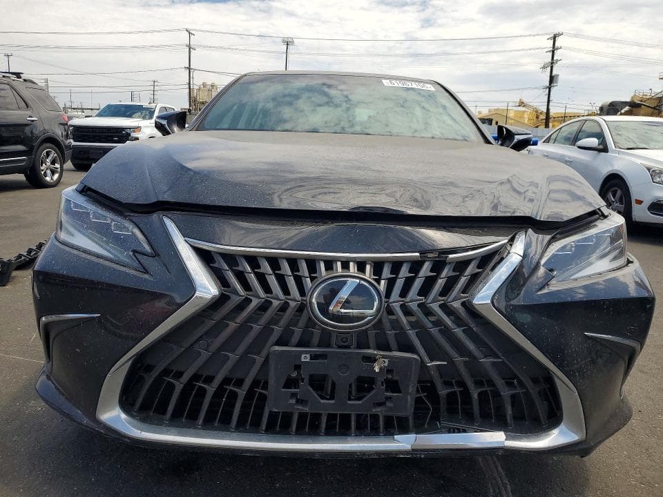 2025 LEXUS ES 300H LUXURY 5