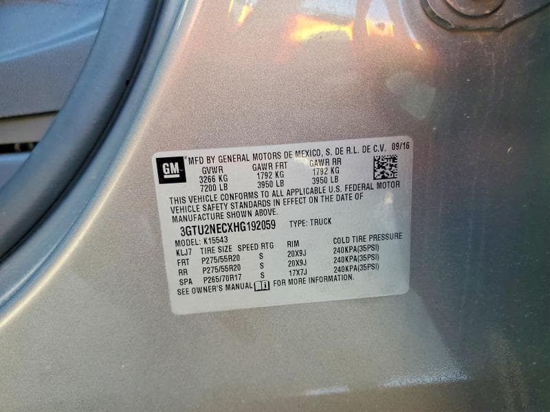 2017 GMC SIERRA K1500 SLT 12