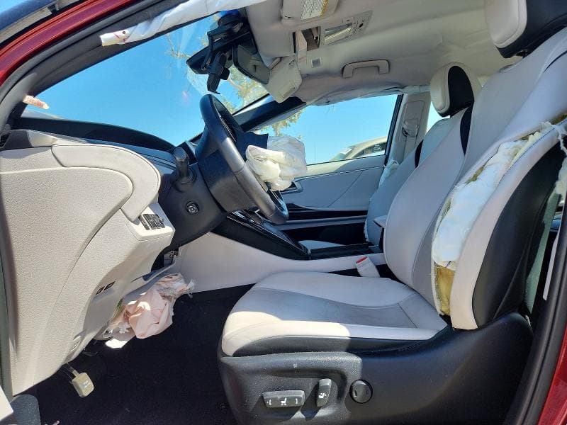 2019 TOYOTA MIRAI BASE 7
