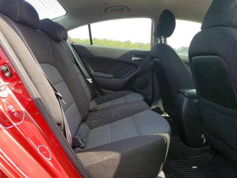 2017 KIA FORTE S 10