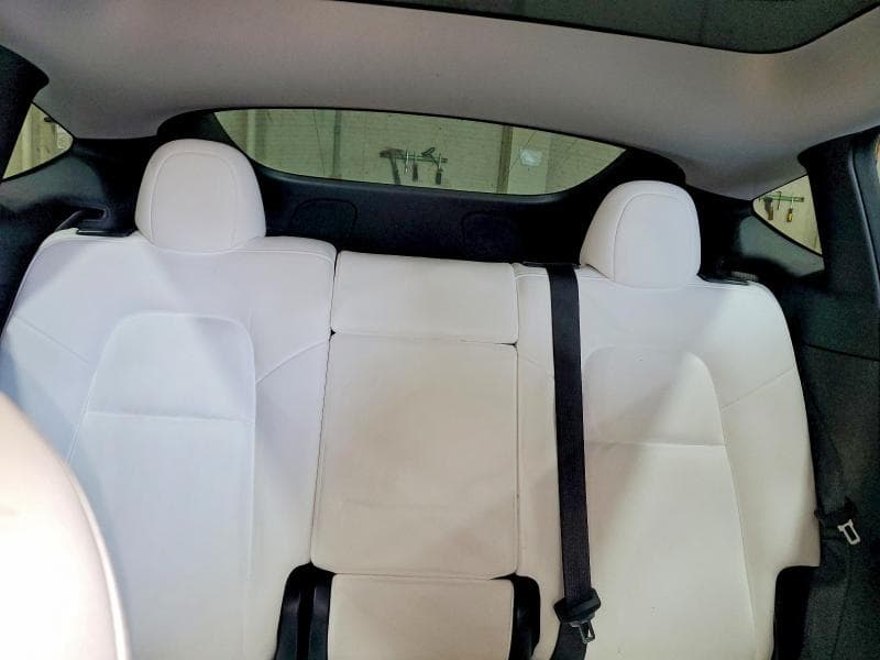 2022 TESLA MODEL Y 10