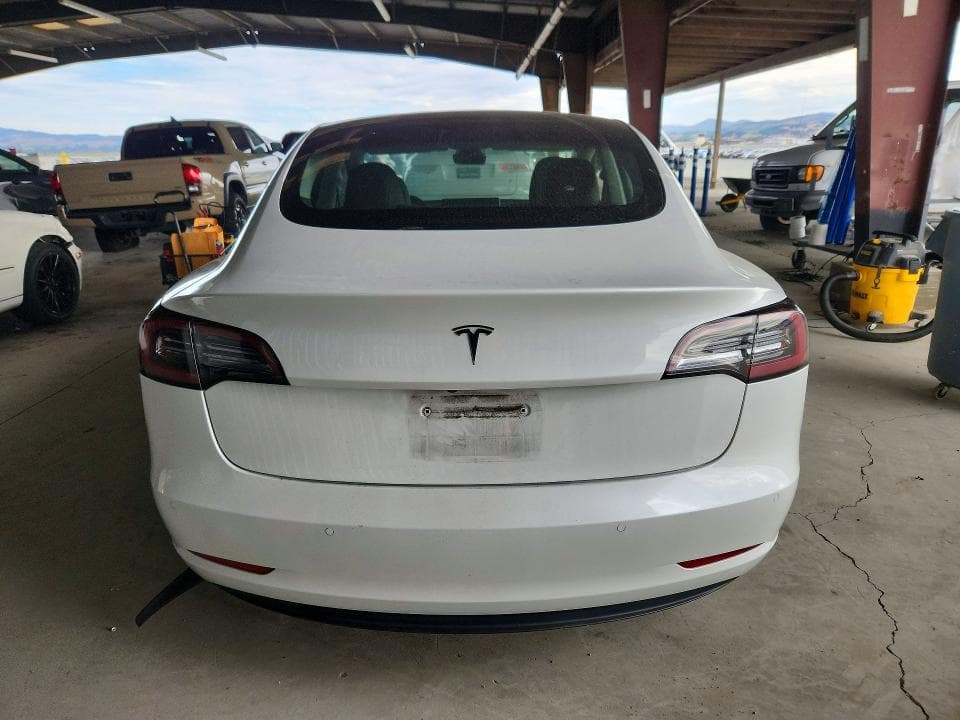 2021 TESLA MODEL 3 6