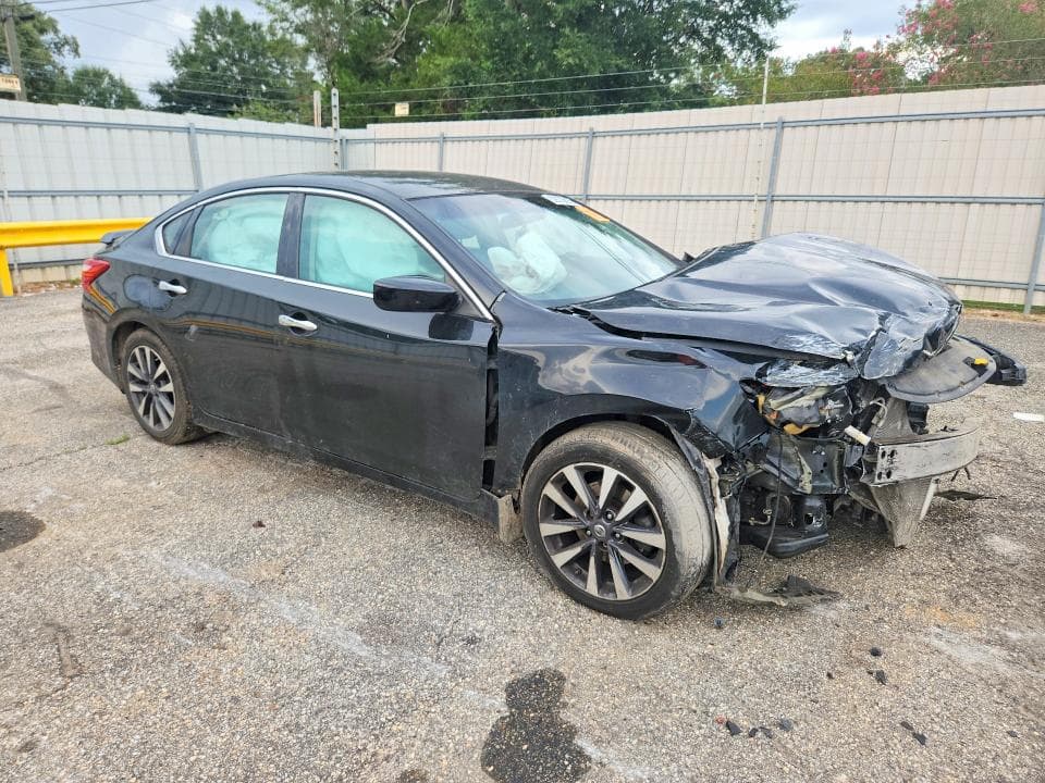 2017 NISSAN ALTIMA 4