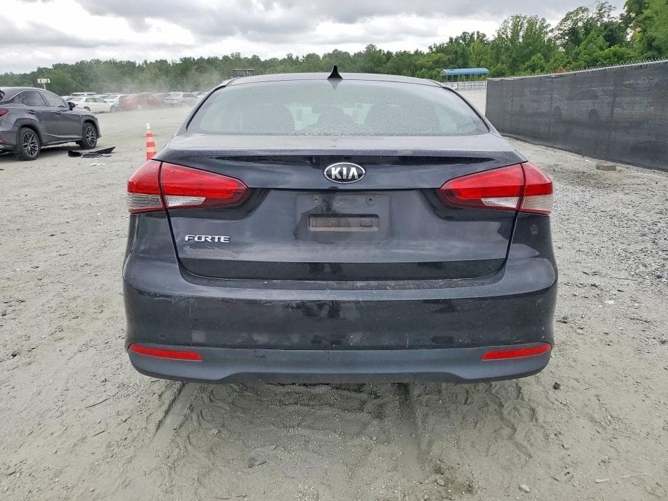 2018 KIA FORTE LX 6