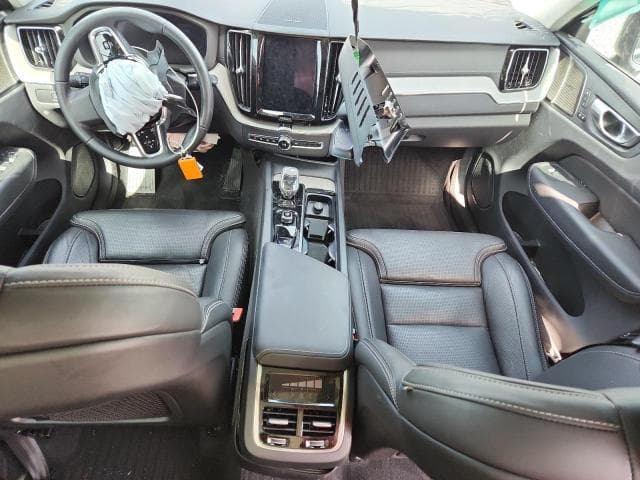 2025 VOLVO XC60 ULTRA 8