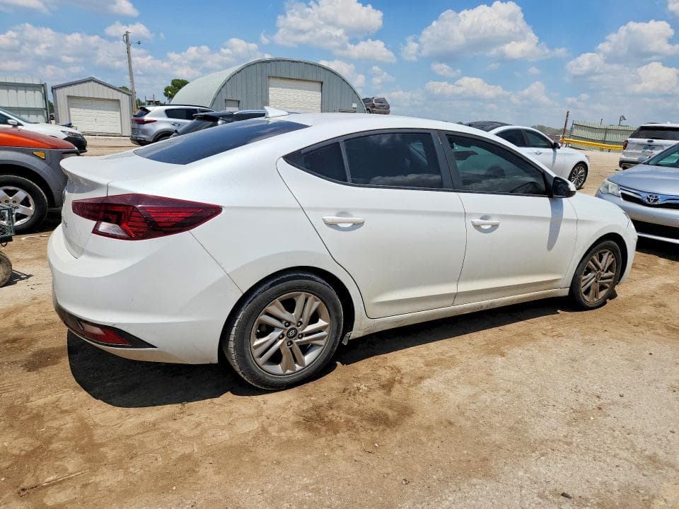 2019 HYUNDAI ELANTRA SEL 3