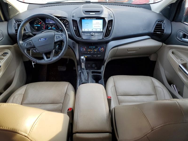 2017 FORD ESCAPE SE 8