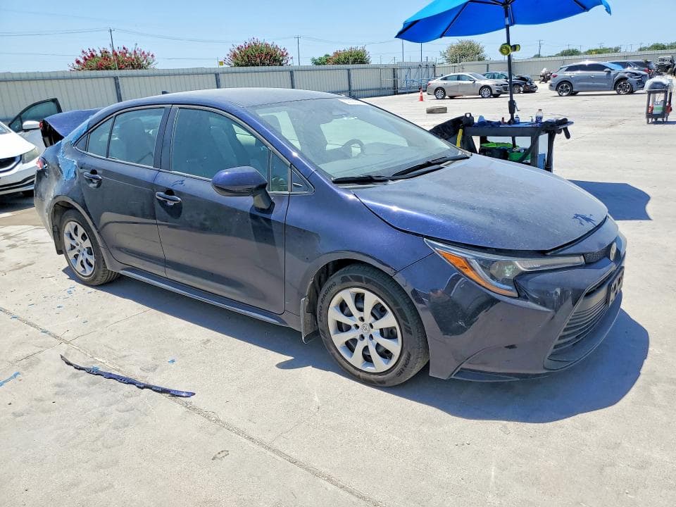 2025 TOYOTA COROLLA LE 4