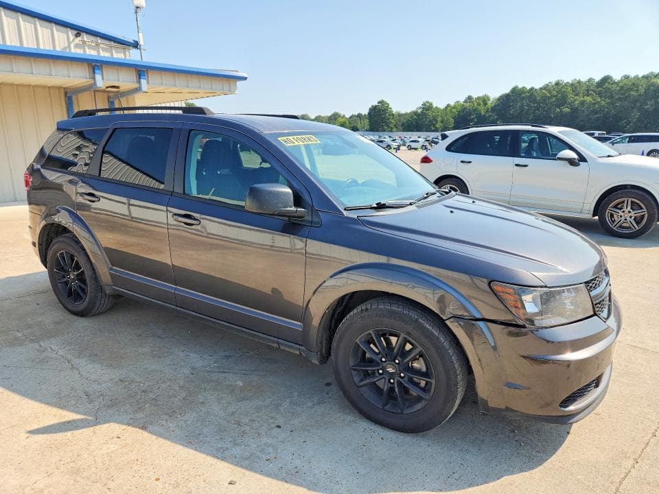 2020 DODGE JOURNEY SE 4