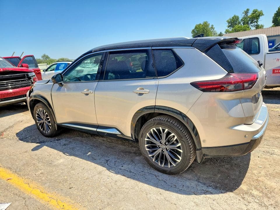 2024 NISSAN ROGUE PLATINUM 2