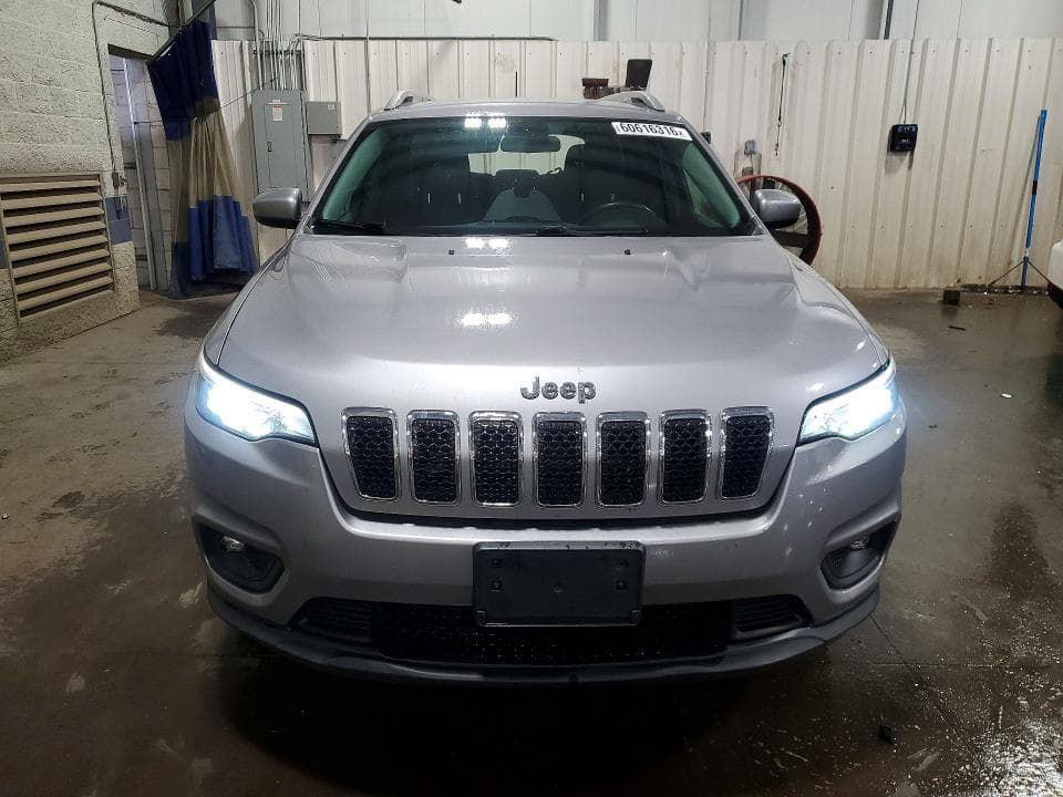 2019 JEEP CHEROKEE LATITUDE 5