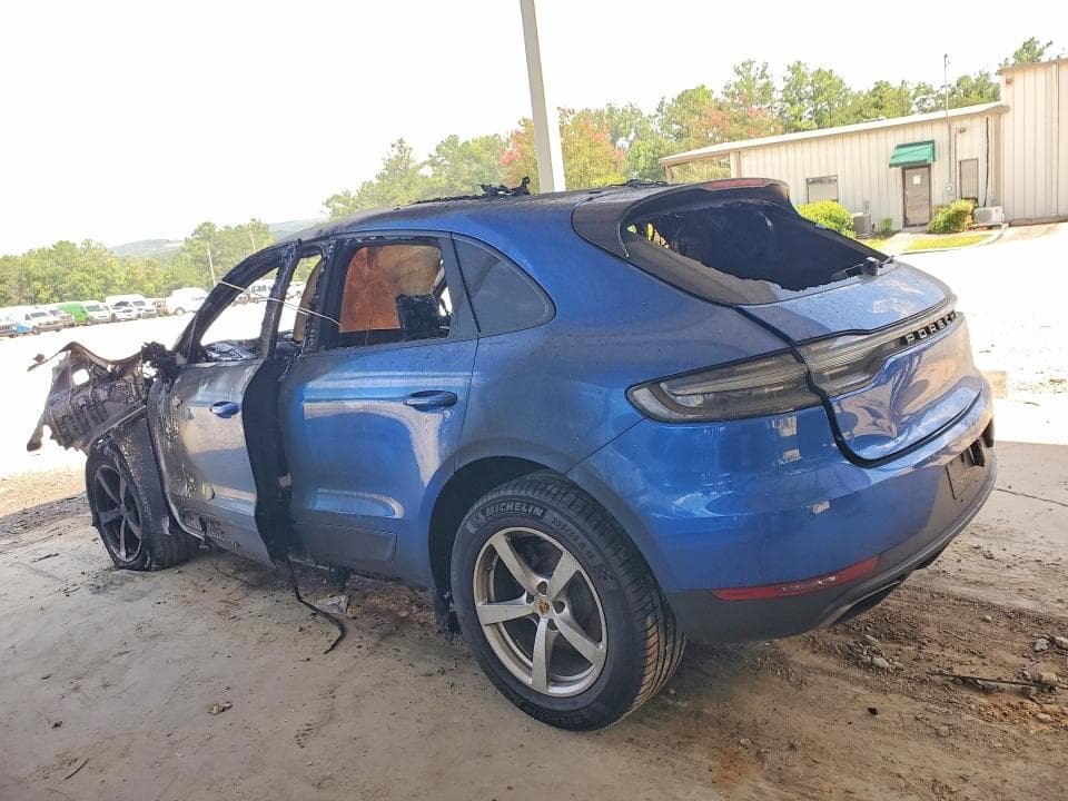2020 PORSCHE MACAN 2
