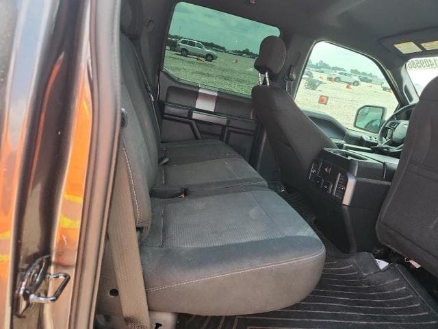 2017 FORD F150 SUPERCREW 10