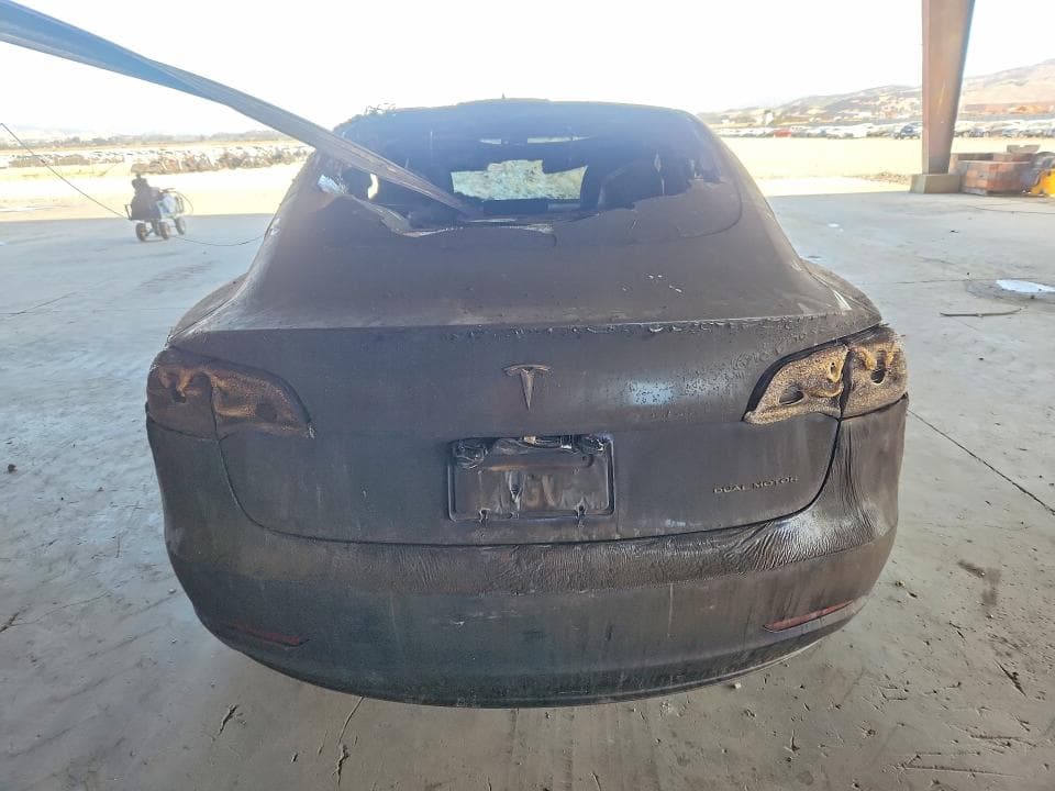 2023 TESLA MODEL 3 6