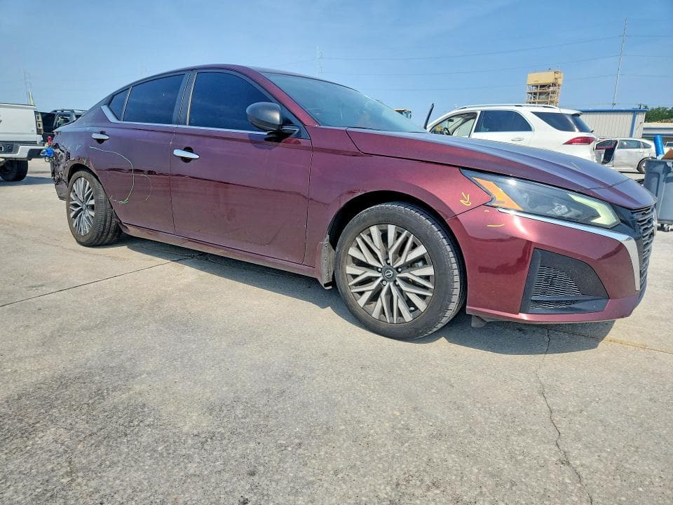 2024 NISSAN ALTIMA SV 4