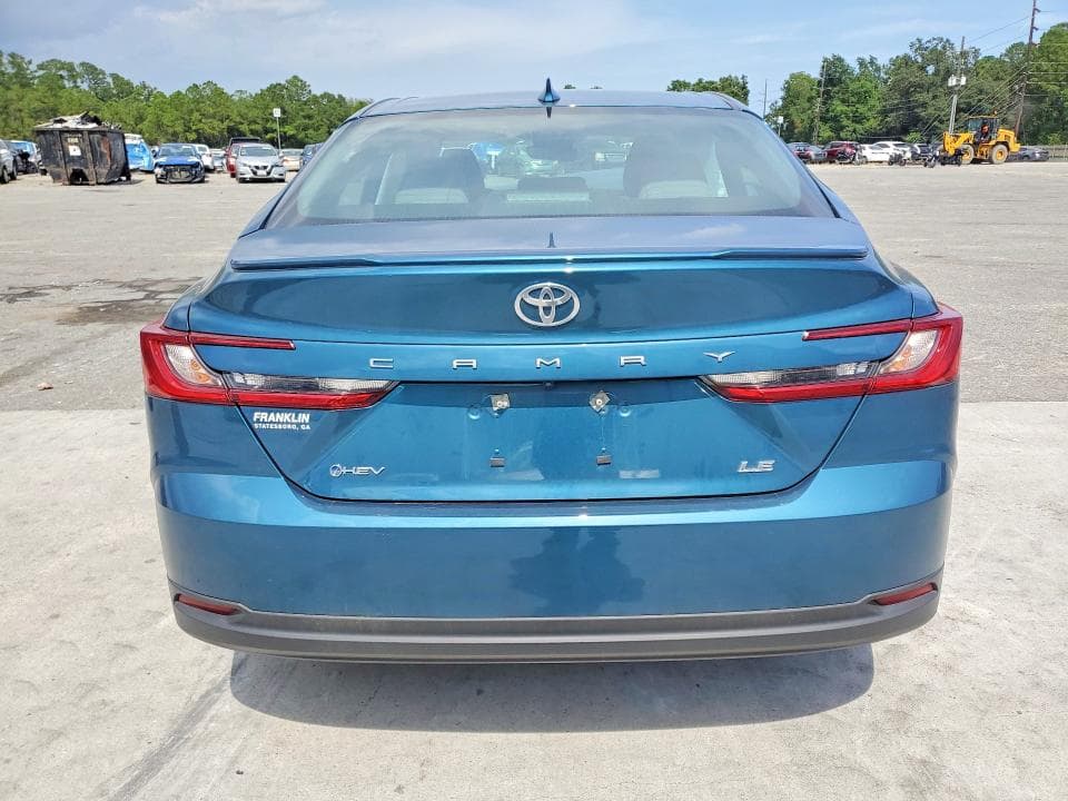 2025 TOYOTA CAMRY LE 6