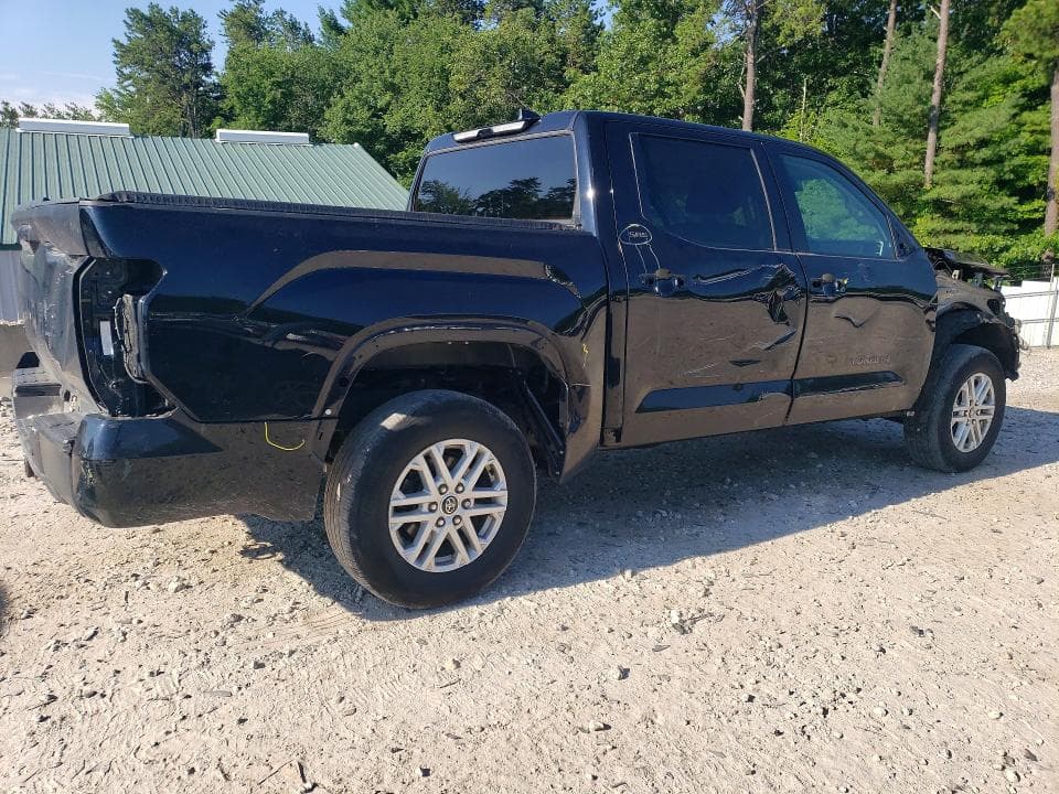 2024 TOYOTA TUNDRA SR5 3