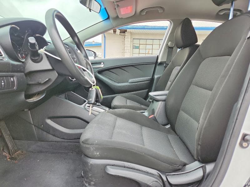 2017 KIA FORTE LX 7