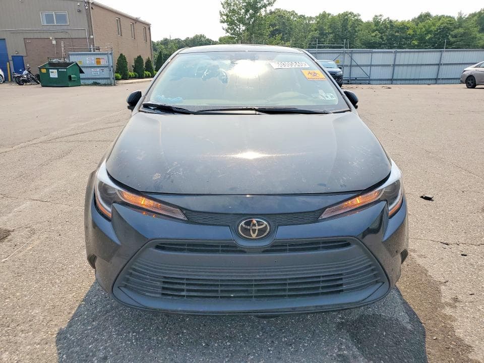 2025 TOYOTA COROLLA LE 5