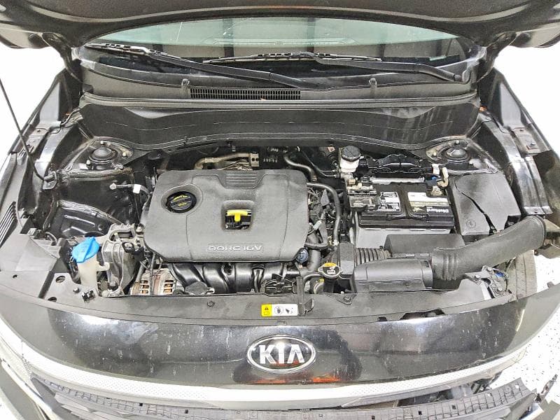 2021 KIA SELTOS S 12