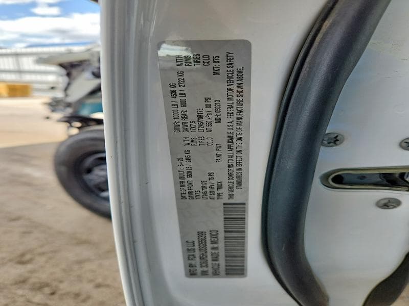 2025 RAM 2500 TRADESMAN 12