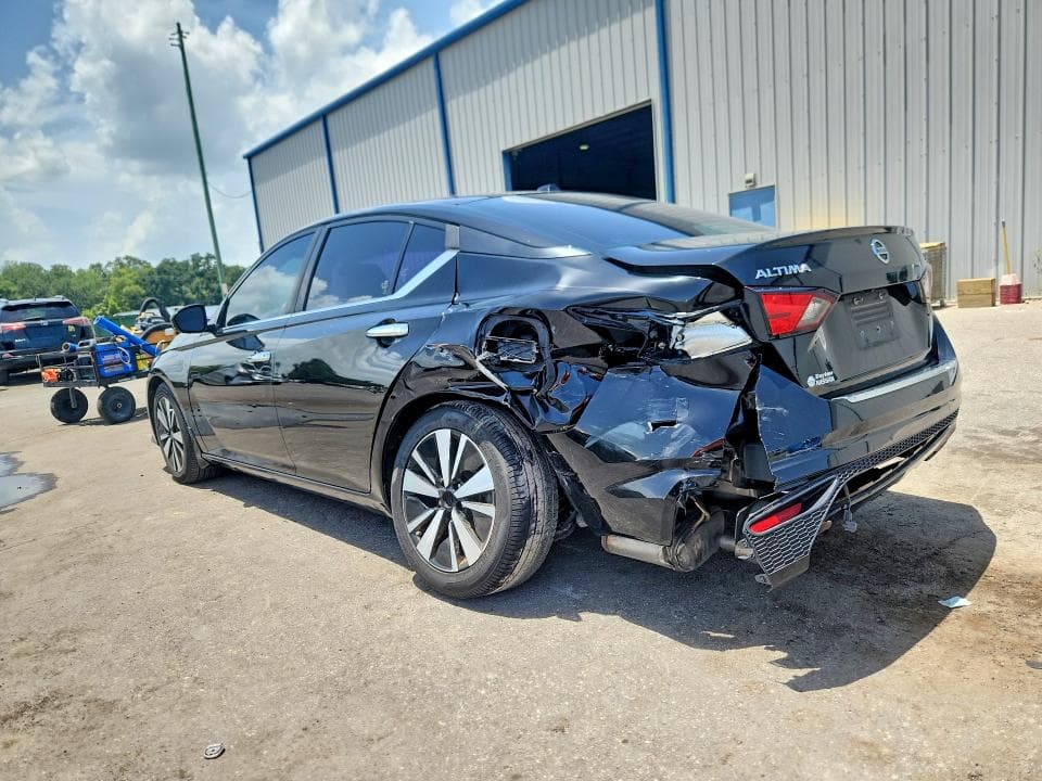 2021 NISSAN ALTIMA SV 2