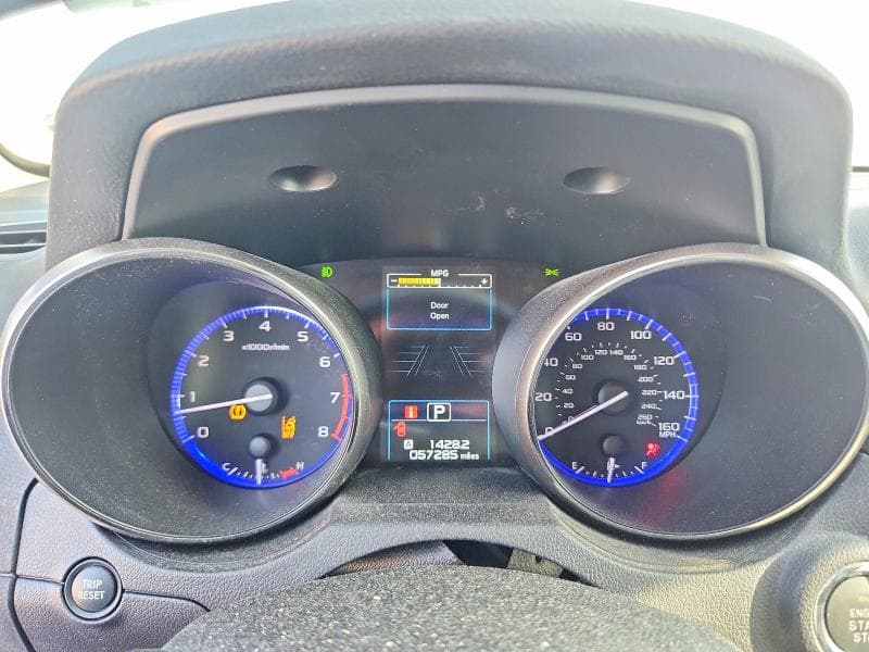 2017 SUBARU OUTBACK 3.6R LIMITED 9