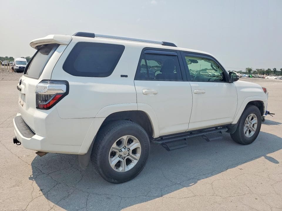 2021 TOYOTA 4RUNNER SR5 PREMIUM 3