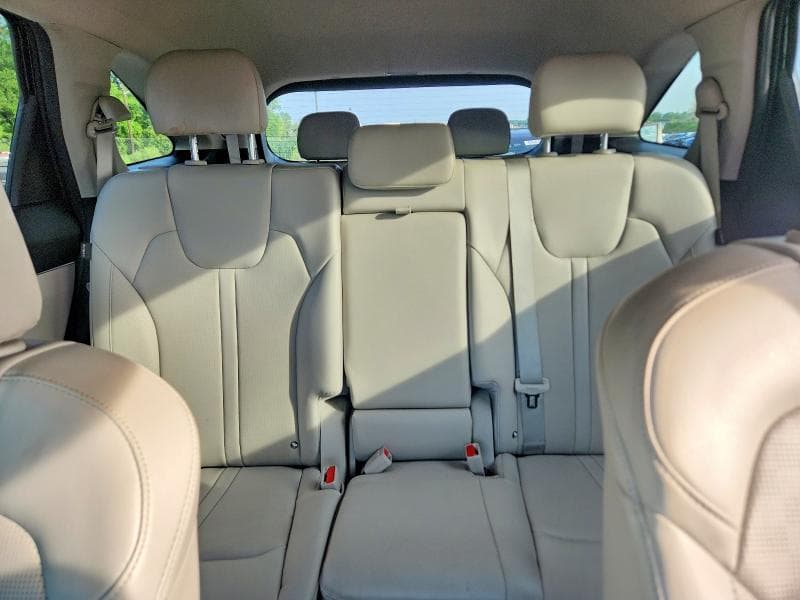 2025 KIA SORENTO S 10
