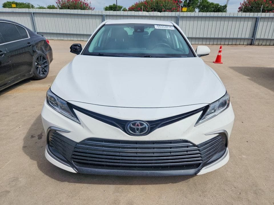 2021 TOYOTA CAMRY LE 5