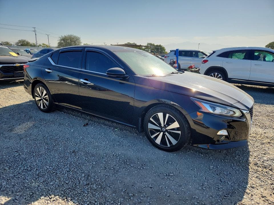 2020 NISSAN ALTIMA SV 4