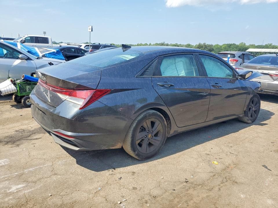 2021 HYUNDAI ELANTRA SEL 3