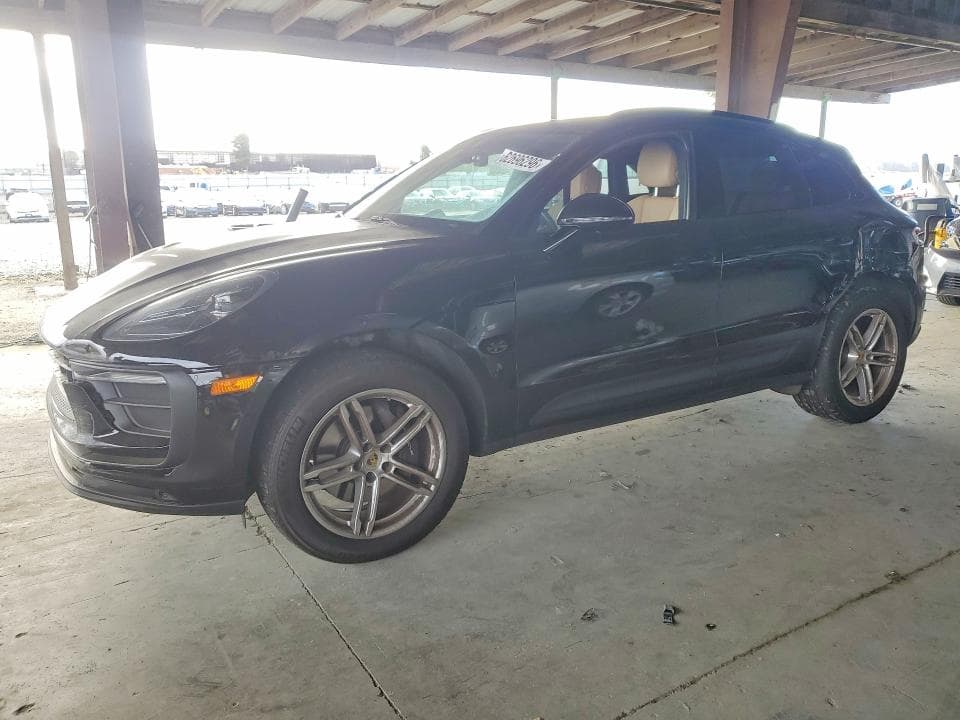 2022 PORSCHE MACAN